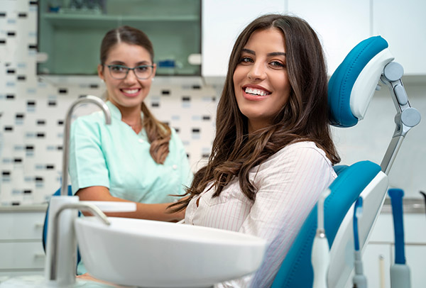 General Dentistry: How A Dentist Uses X Rays In A Dental Exam